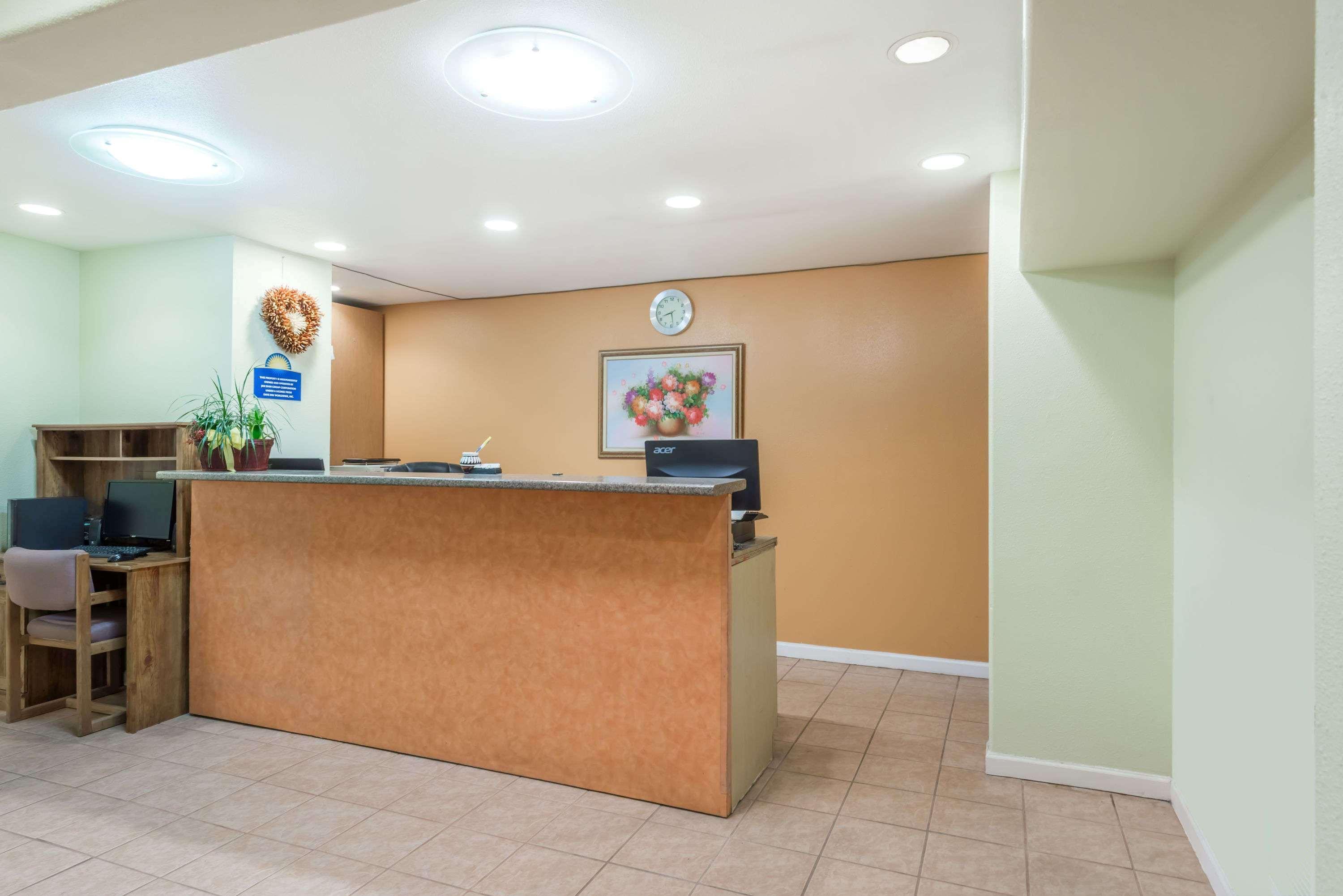 Days Inn By Wyndham Сокорро Экстерьер фото